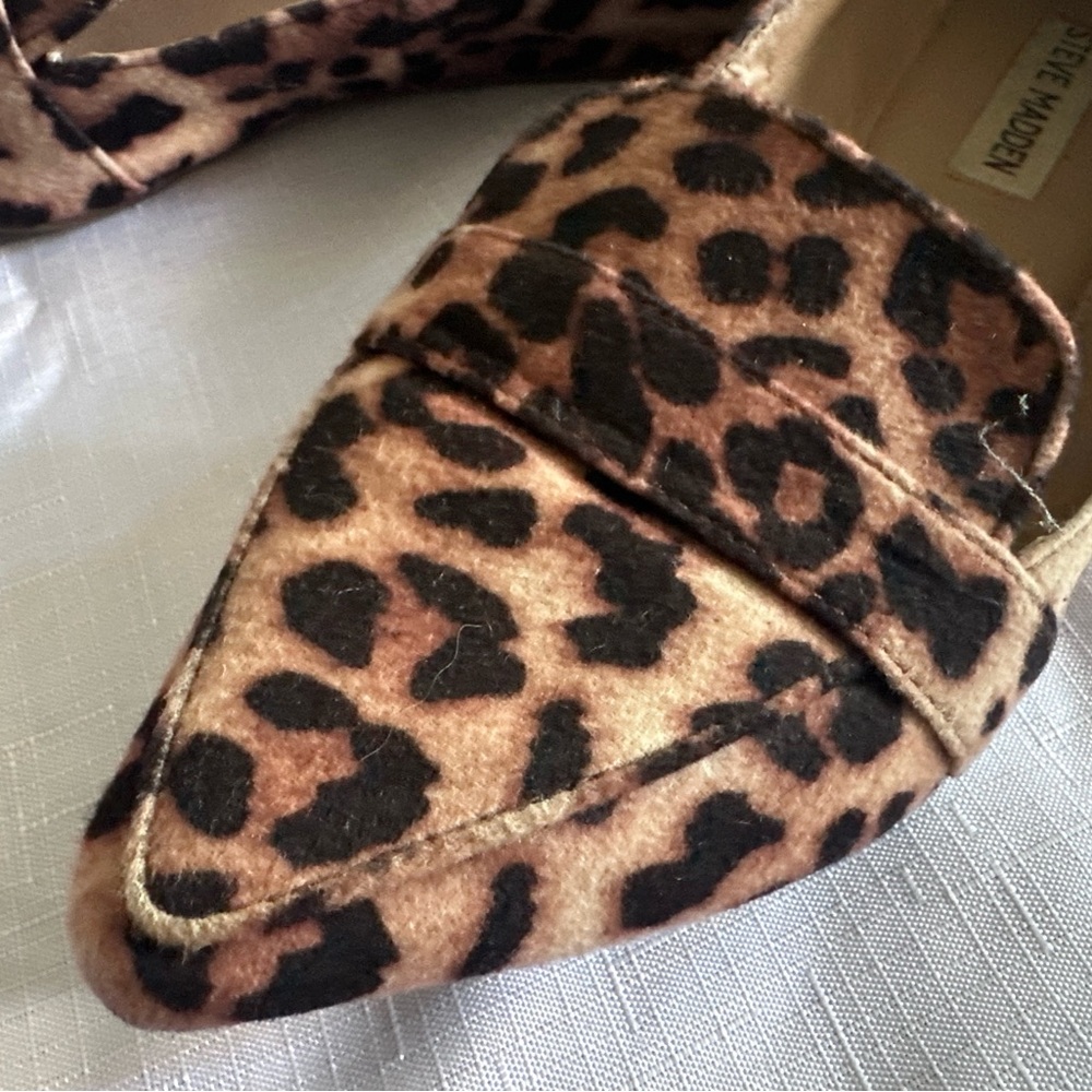 Steve Madden Leopard Print Flats - Picture 3 of 12
